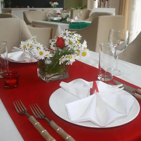 Gliss & Hotel Gundogan (Bodrum)