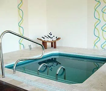 Gliss & Hotell Gündogan