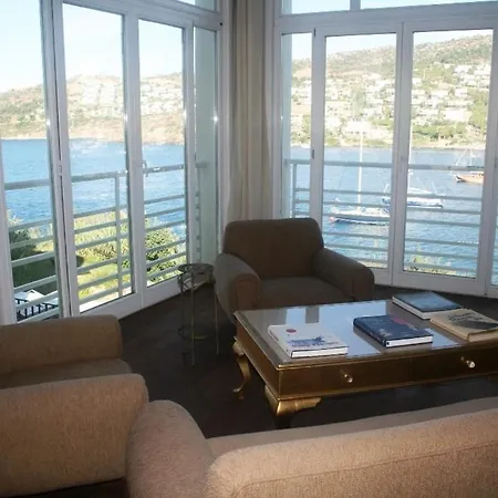Hotel Gliss &