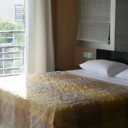 Hotel Gliss &